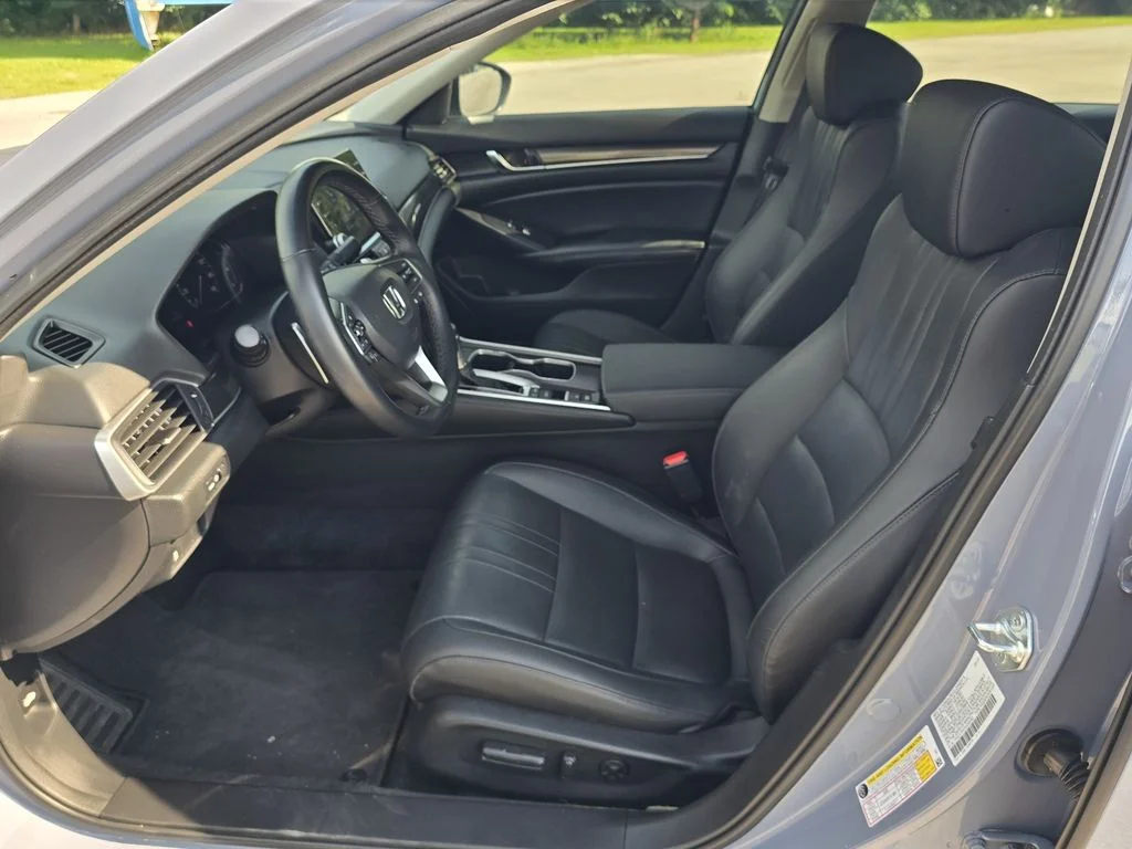 Used 2022 Sonic Gray Pearl Honda Sport SE image 12
