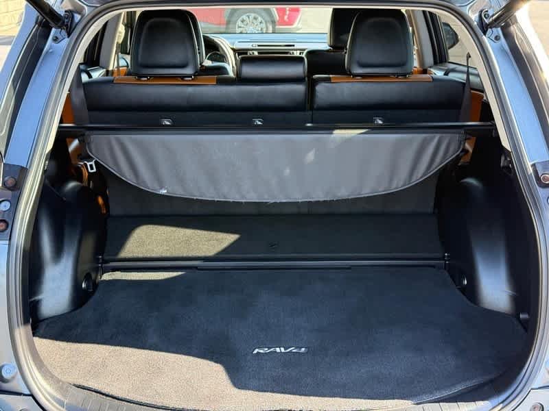 Used 2016 Magnetic Gray Metallic Toyota Limited image 7