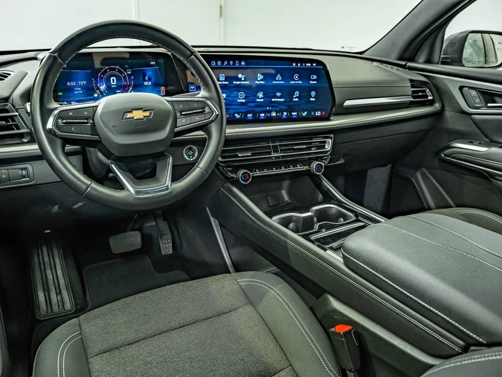Used 2024 Summit White Chevrolet LS image 30