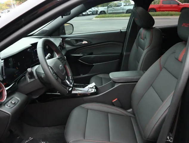 2026 Chevrolet Trax RS - Photo 10