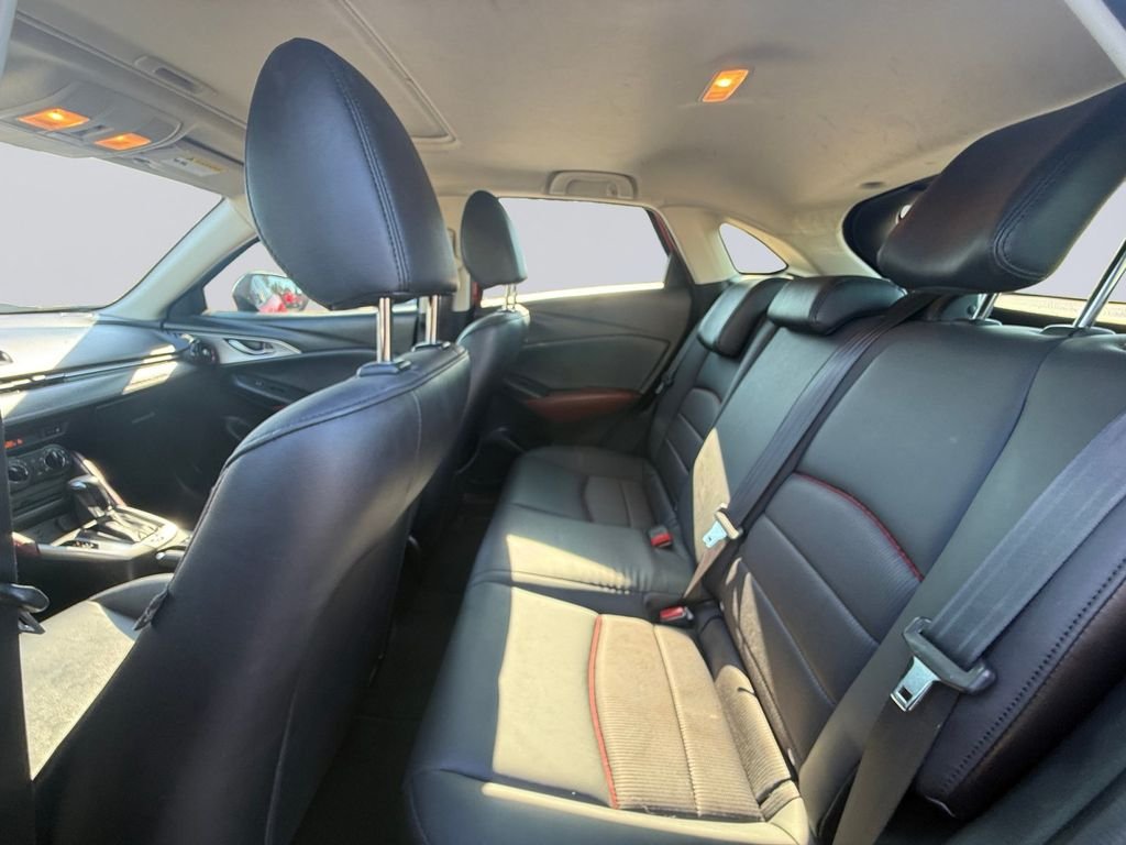 Used 2017 Soul Red Metallic Mazda Touring image 17