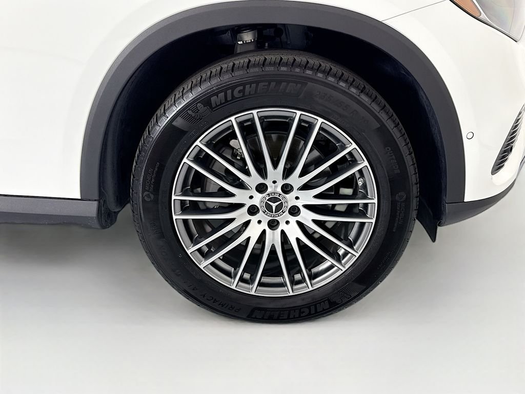 Used 2026  Mercedes-Benz GLC 300 image 33