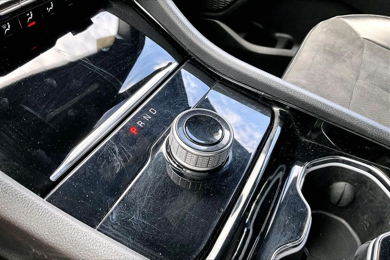 Used 2023 Gray Jeep Altitude image 30