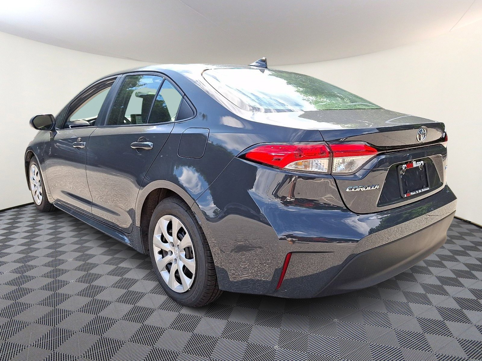 Used 2024 Underground   1L7 Toyota LE image 3