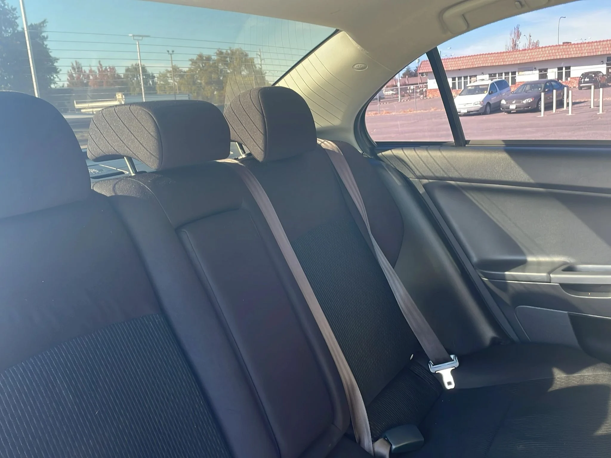 Used 2017 Mercury Gray Pearl Mitsubishi ES image 23