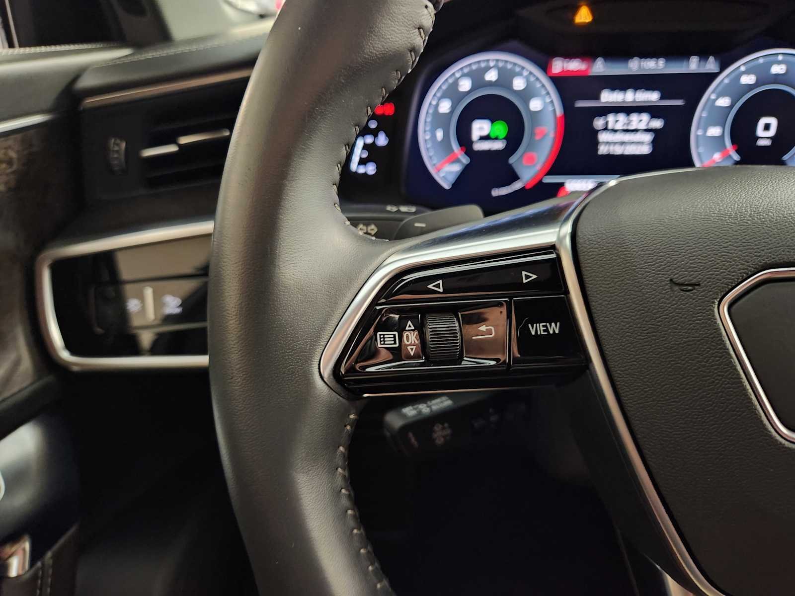 Used 2019 Mythos Black Metallic Audi Premium Plus image 27