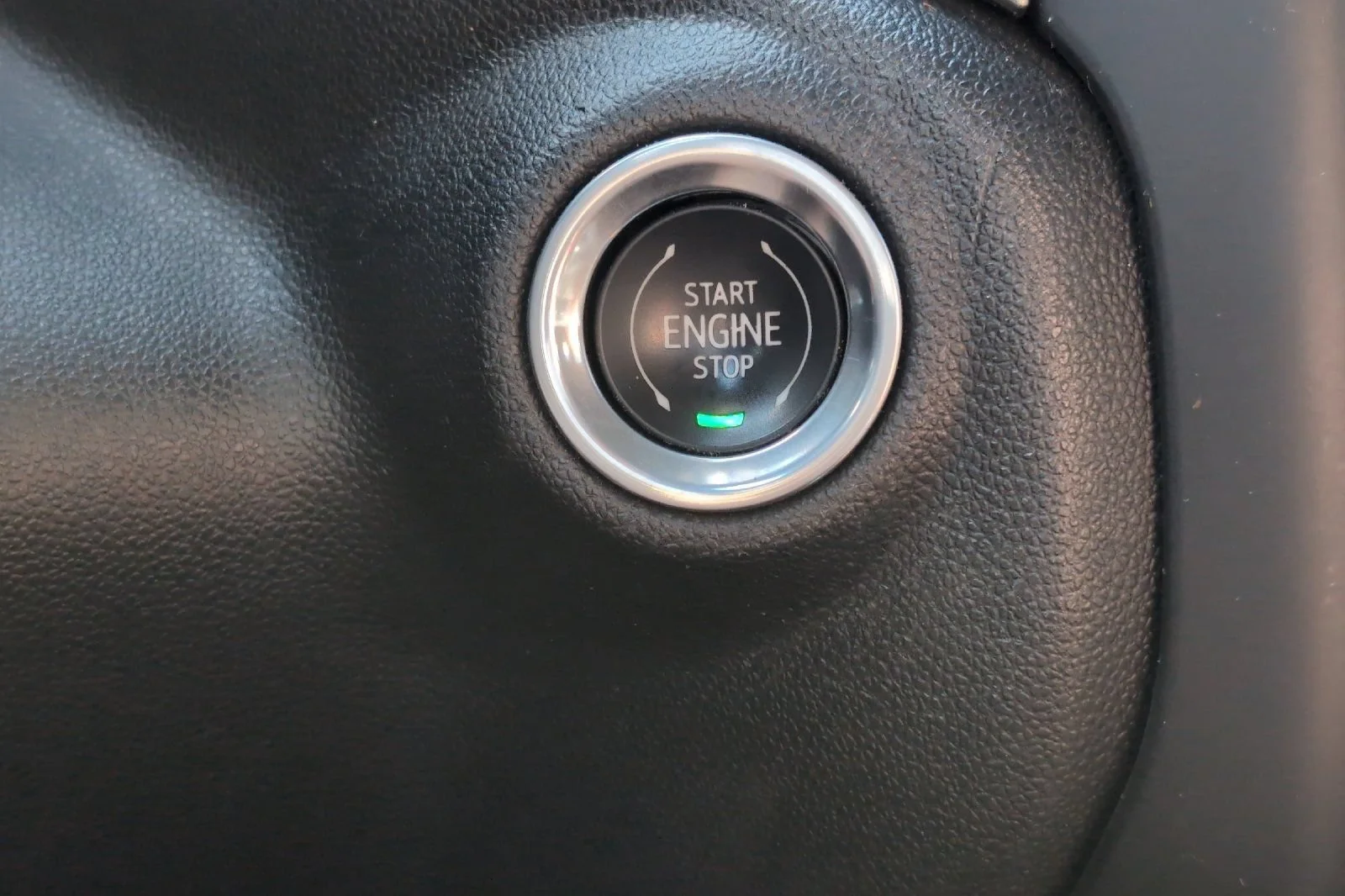 Used 2020 SILVER ICE METALLIC Chevrolet LT Trail Boss image 22
