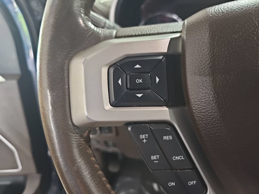 Used 2019 Blue Ford King Ranch image 21