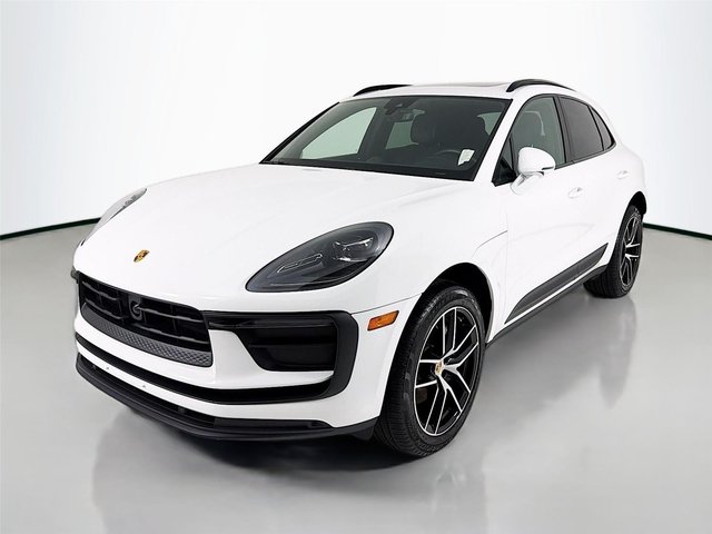2023 Porsche Macan AWD