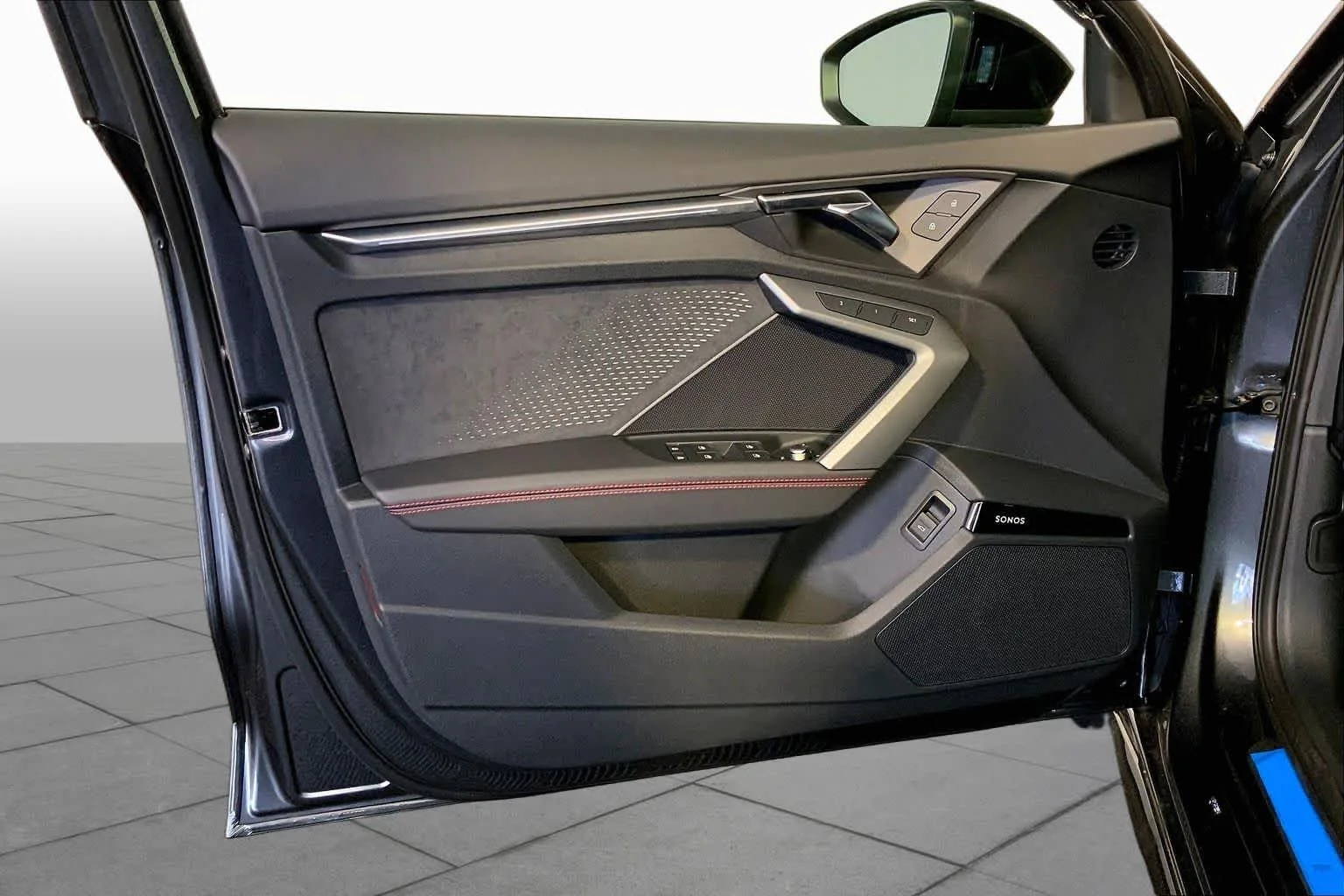 New 2026 Daytona Gray pe Audi  image 10