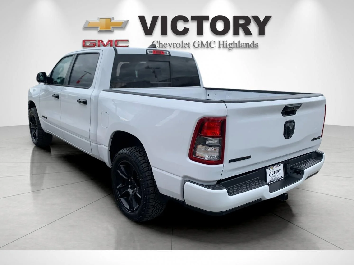 Used 2023 Bright White Cl Ram Big Horn image 5