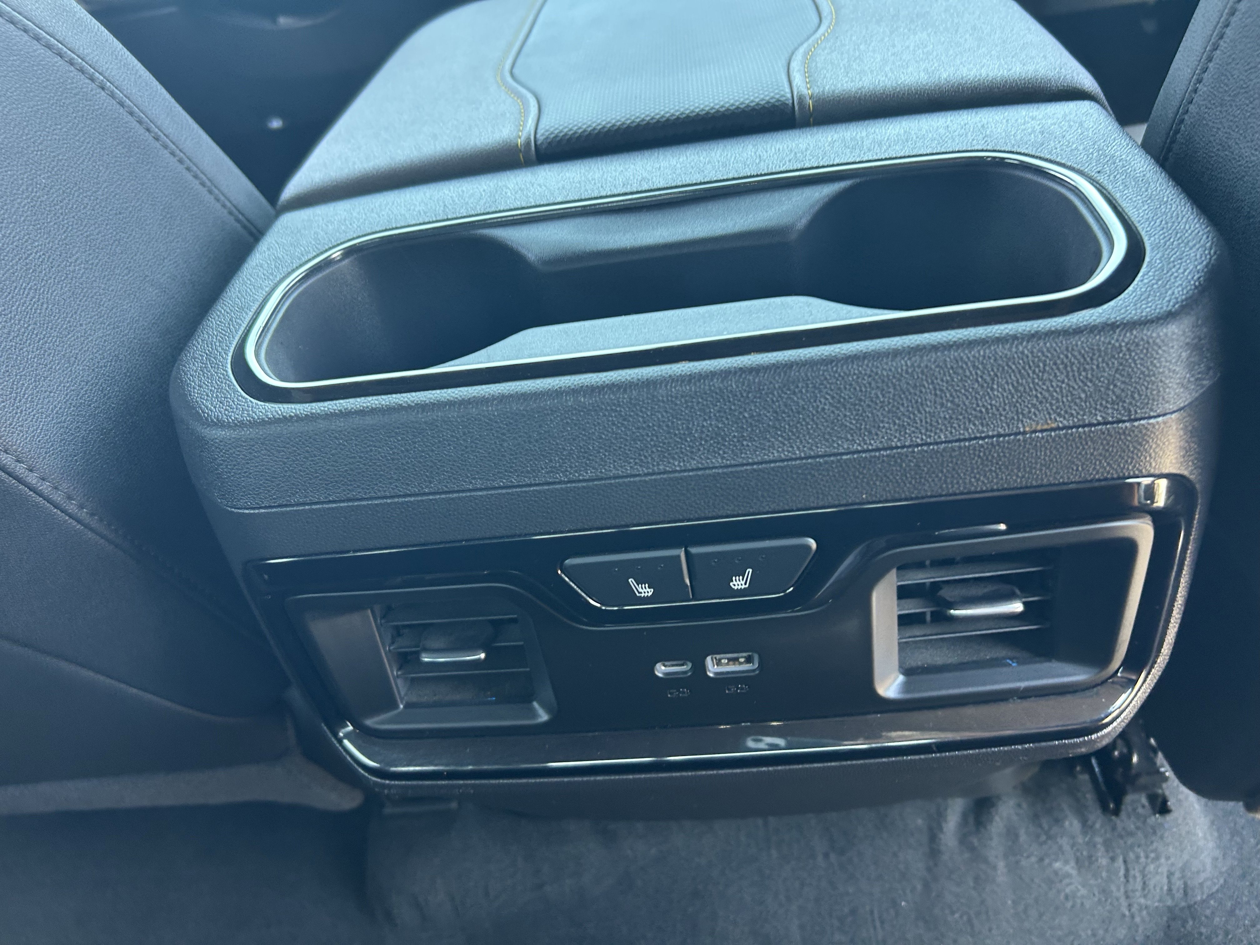 2025 Chevrolet Silverado 1500 ZR2 - Photo 14