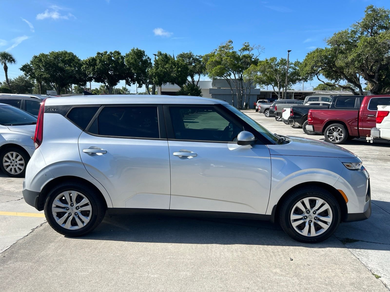 Used 2020 Silver Kia LX image 6