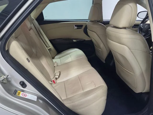 Used 2015  Toyota XLE image 15