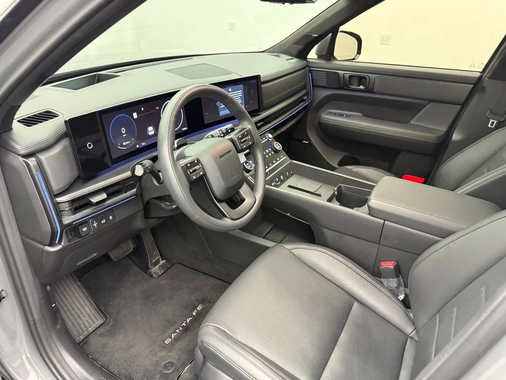 Used 2025 Gray Hyundai Calligraphy image 24