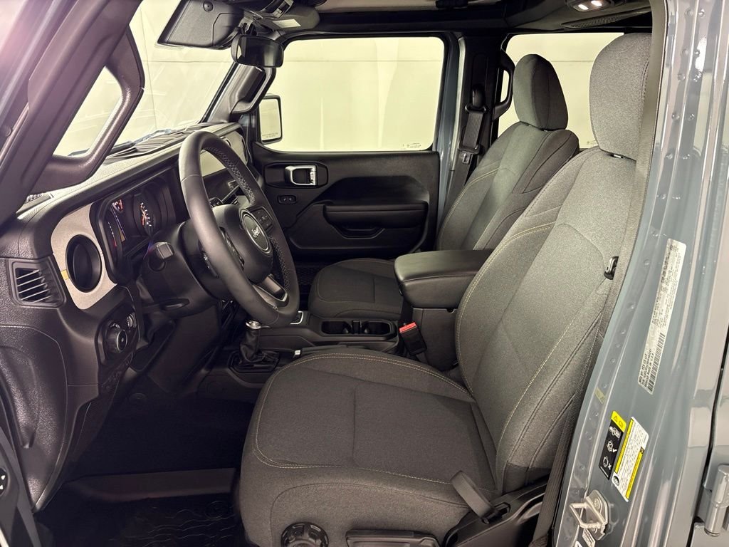 Used 2025 Gray Jeep Sport S image 24