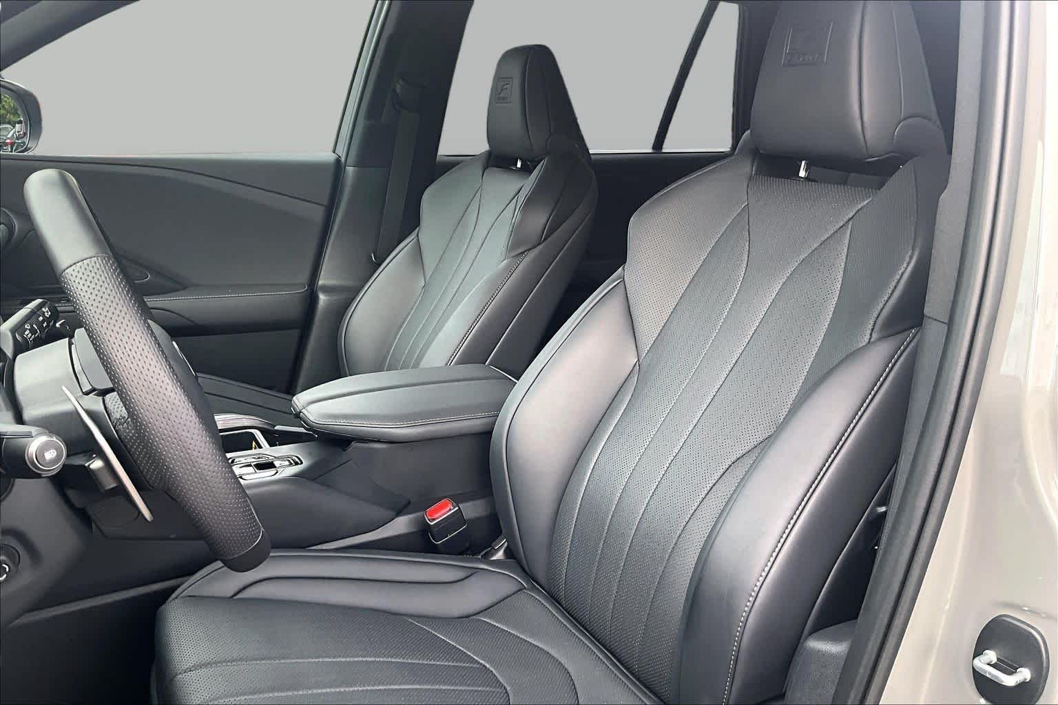 Used 2026 Incognito Lexus F SPORT Performance Premium image 8