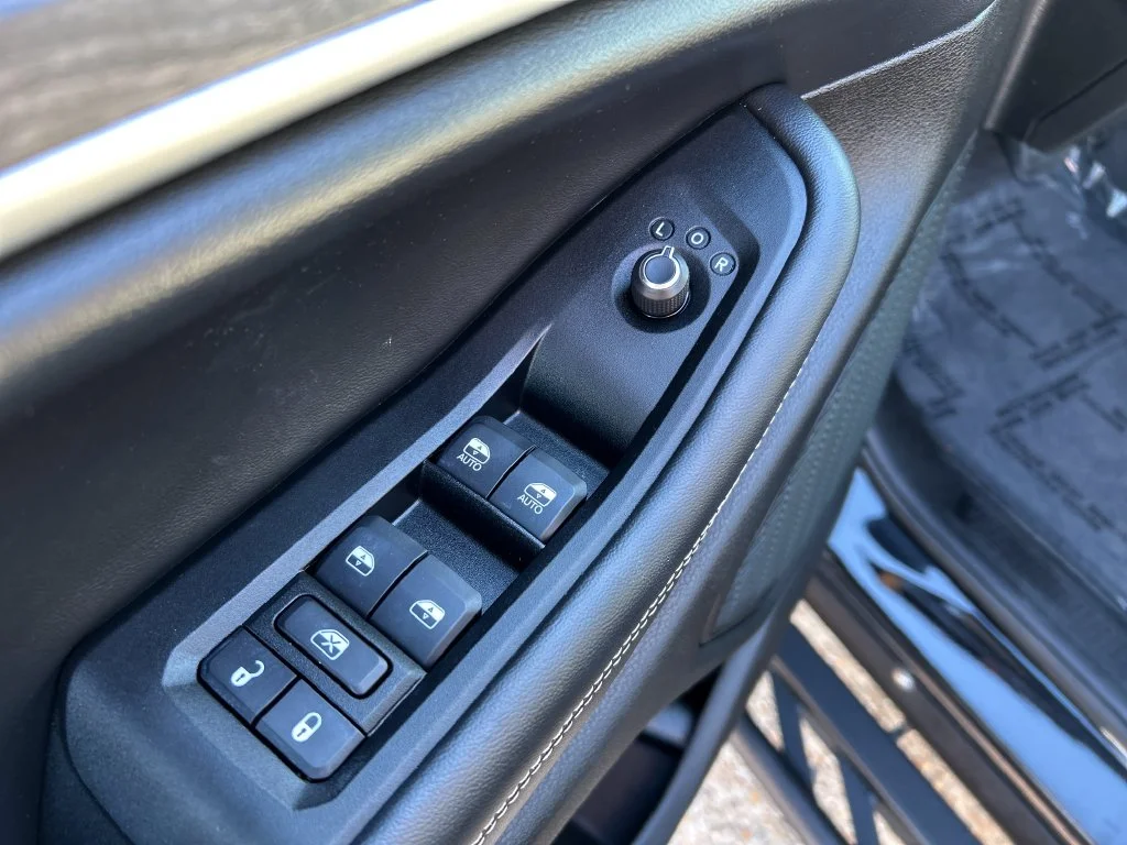 Used 2024 Black Jeep Limited image 12