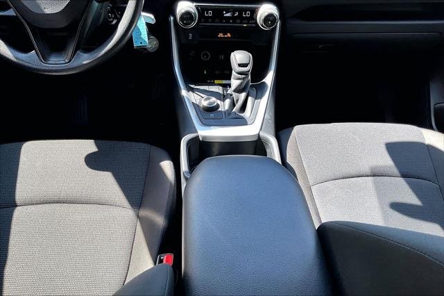 Certified Used 2025 SILVER SKY METALLIC Toyota  image 17