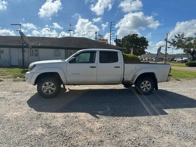 Used 2009 Super White Toyota PreRunner image 7