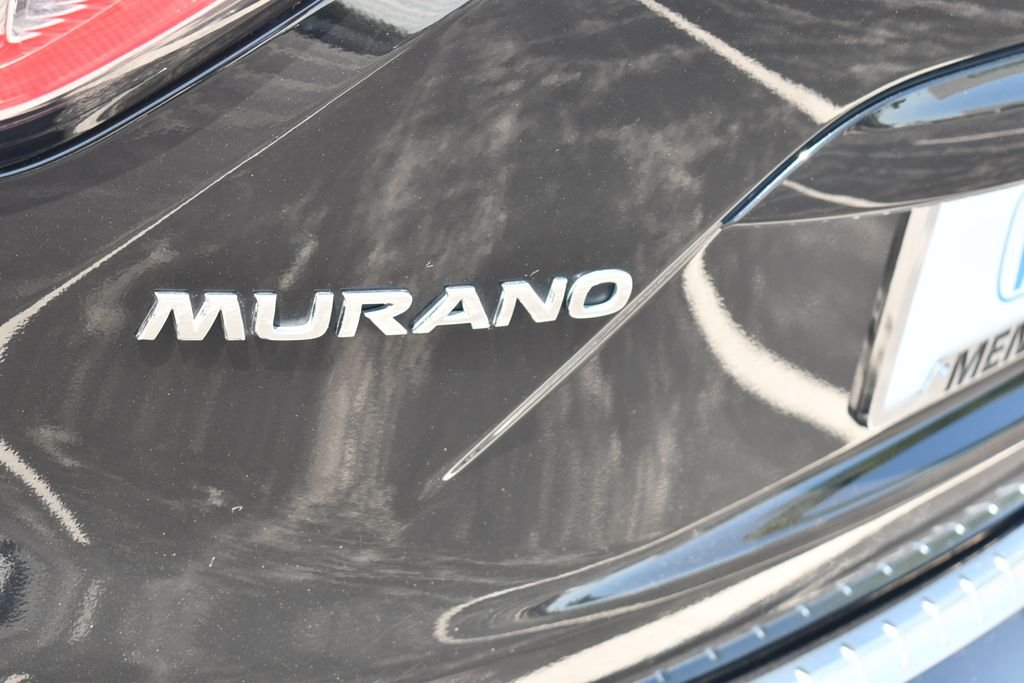 Used 2016 Magnetic Black Nissan SL image 7