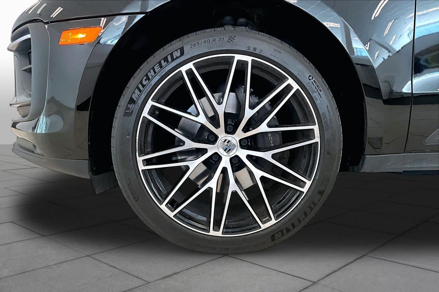 Used 2022 Black Porsche  image 9