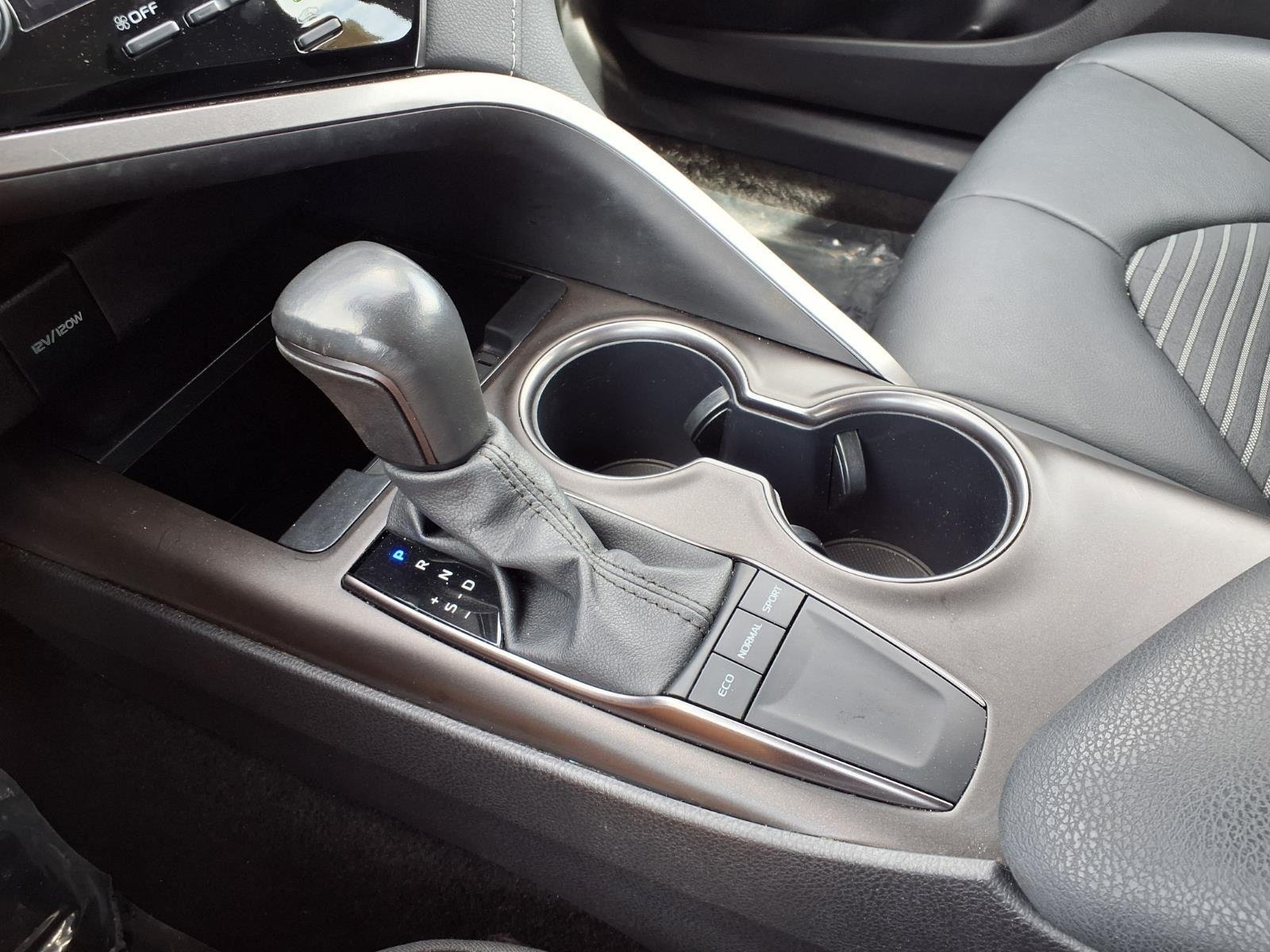 Used 2024 Predawn Gray Mica Toyota SE image 6