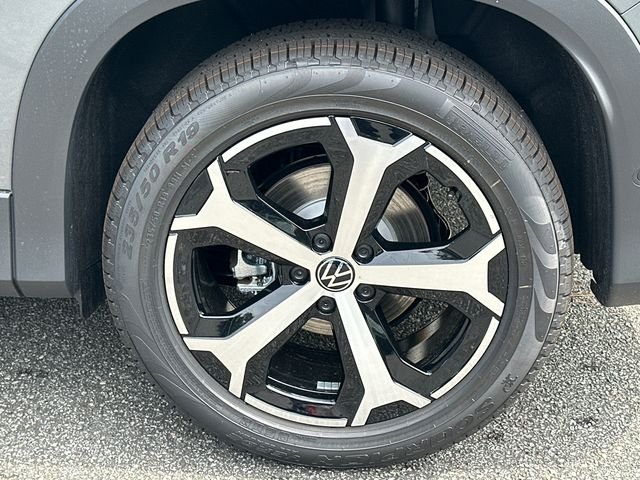 New 2026 Gray Volkswagen 2.0T SE image 20
