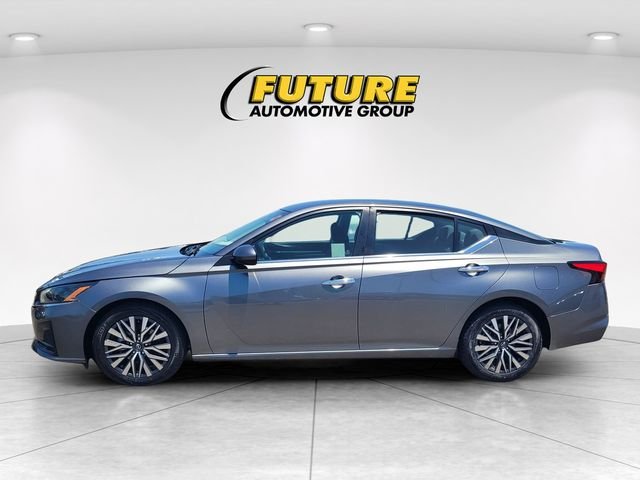 Used 2023 Gray Nissan 2.5 SV image 6