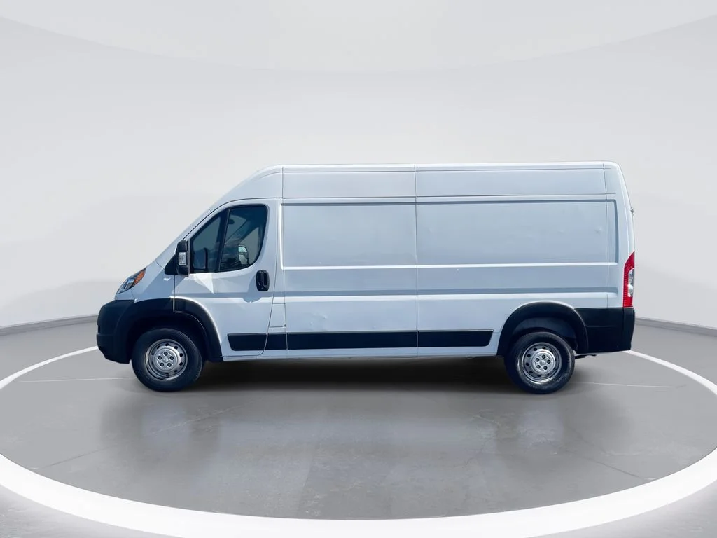 Used 2021 White Ram High Roof image 5