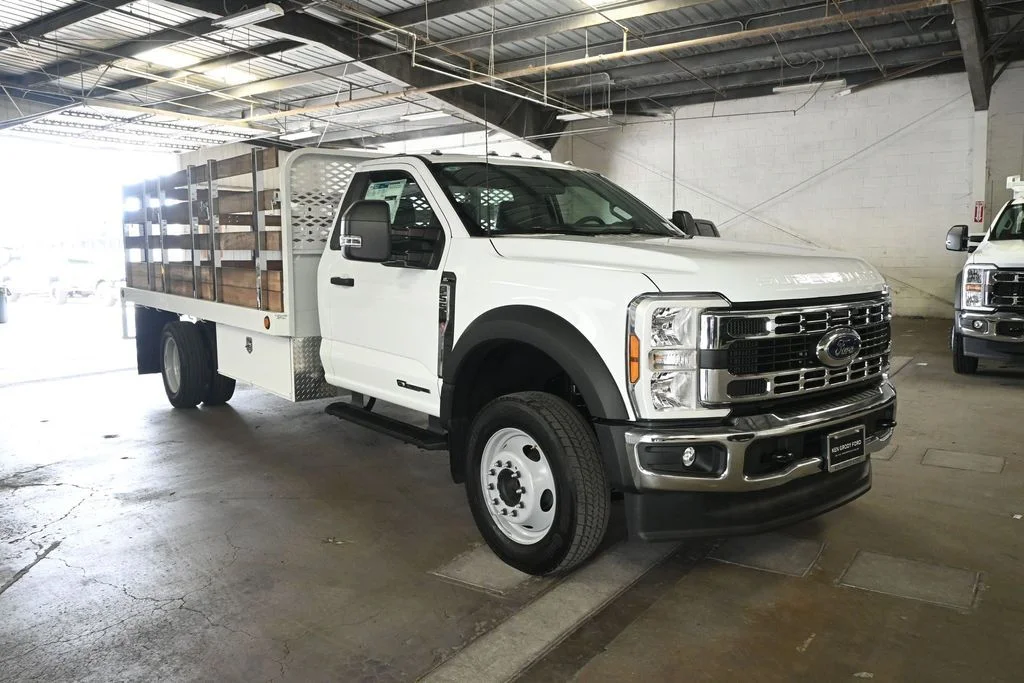 New 2026 White Ford XL image 1