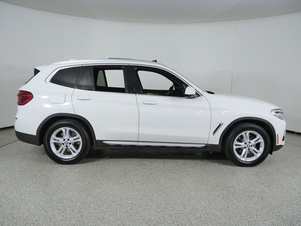 Used 2021 Alpine White BMW xDrive30i image 9
