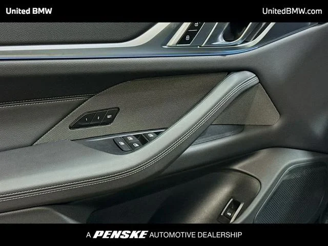 New 2026 Skyscraper Grey Metallic BMW i4 image 3