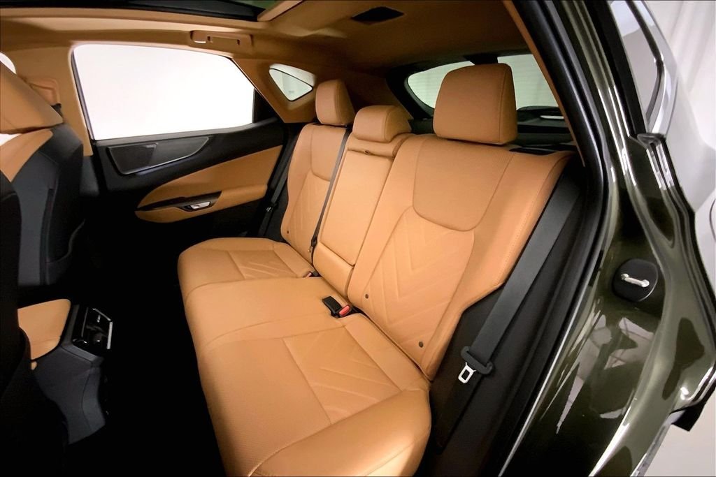 Used 2025 Green Pearl Lexus 350 Luxury image 14