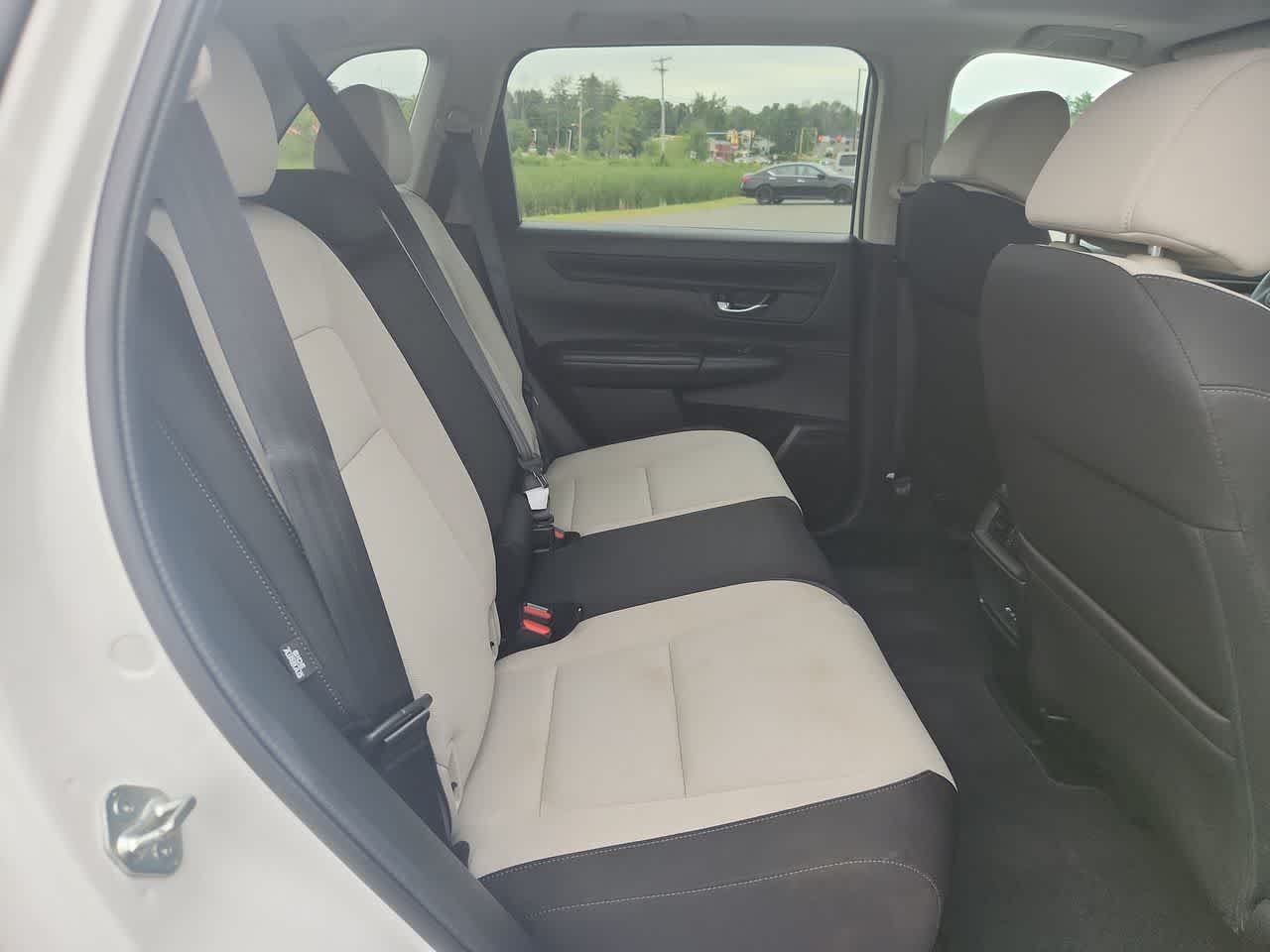 Used 2025 Platinum White Pearl Honda EX image 15