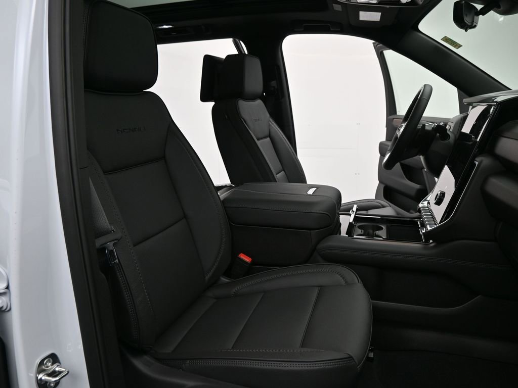2026 GMC Yukon XL Denali - Photo 26