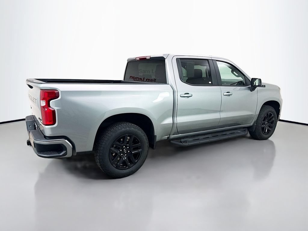Used 2025 Sterling Gray Metallic Chevrolet RST image 8