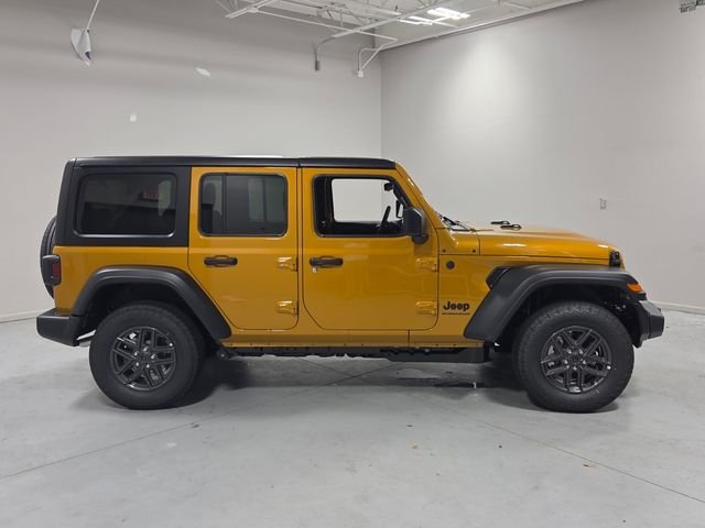 New 2026 Goldilocks Exterior Paint Jeep Sport S image 13