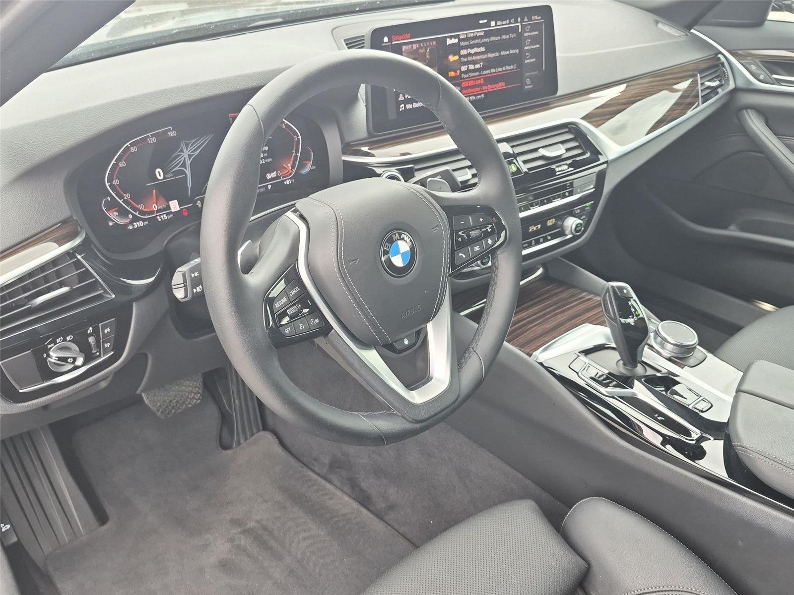 Used 2023 Black Sapphire Metallic BMW xDrive image 19