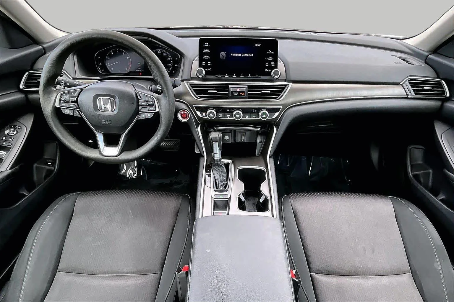 Used 2019 Modern Steel Metallic Honda LX 1.5T image 15