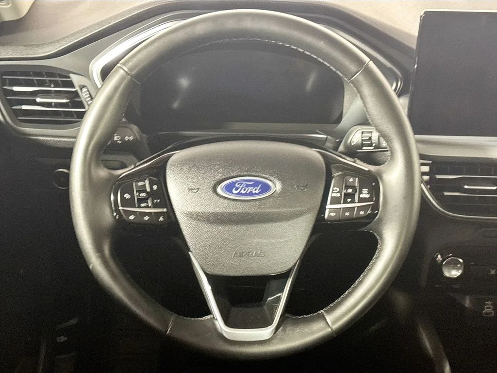 Used 2025 Silver Ford Platinum image 13