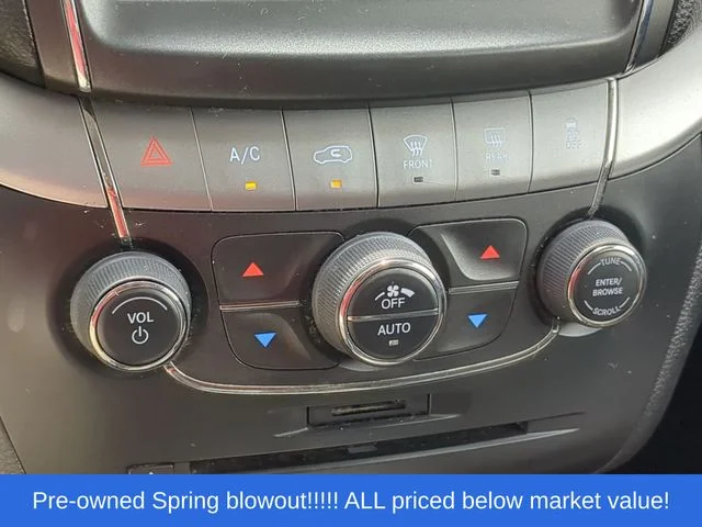 Used 2020 White Dodge Crossroad image 33