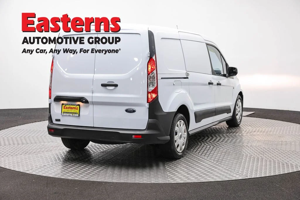 Used 2019 White Ford XL image 5