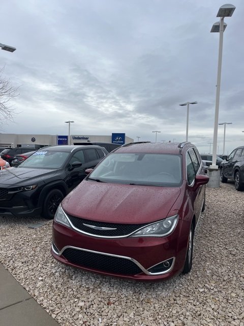 2020 Chrysler Pacifica Touring L