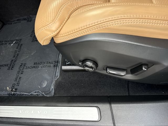 2023 Volvo XC60 Ultimate - Photo 12