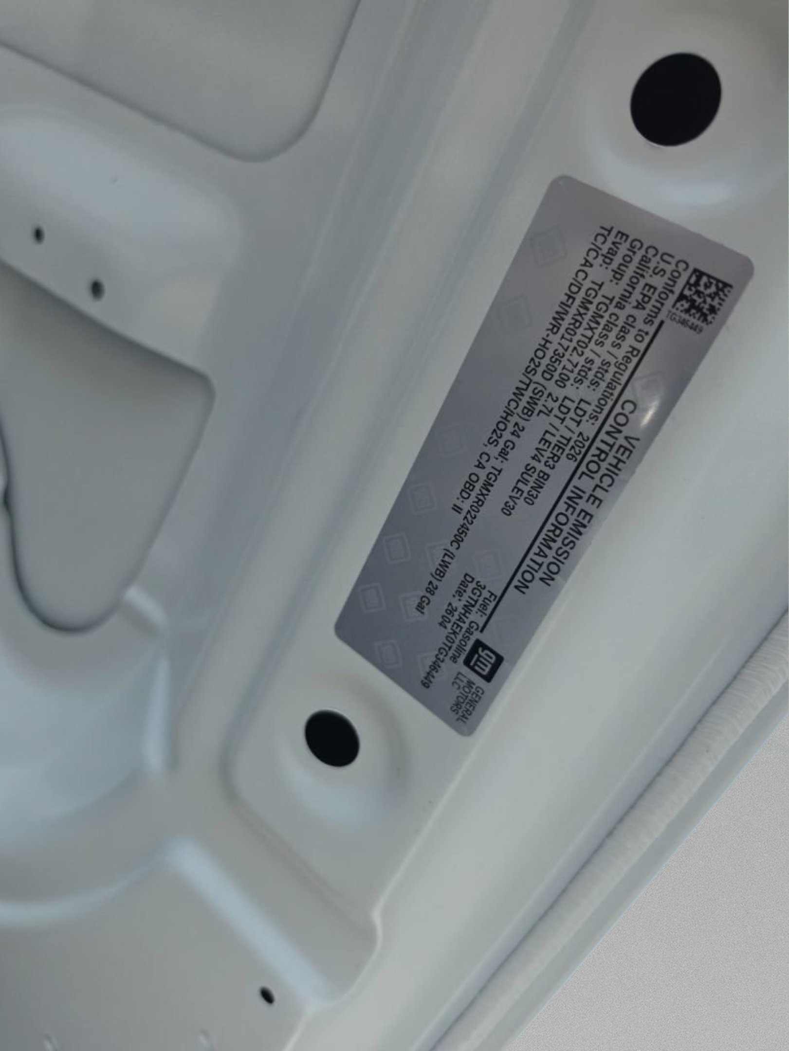 Used 2026 Summit White GMC Pro image 10