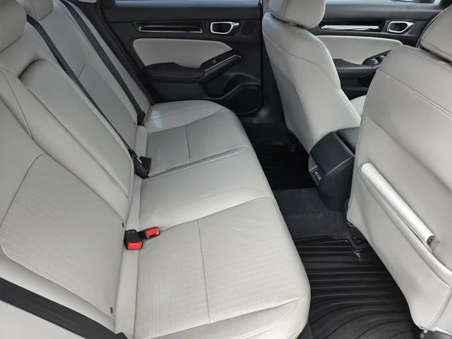Used 2024  Honda Touring image 32