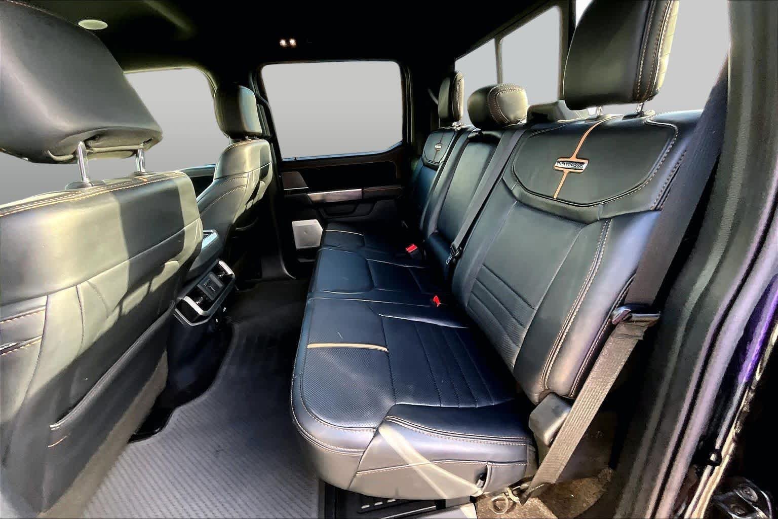 Used 2022 Agate Black Ford Platinum image 20