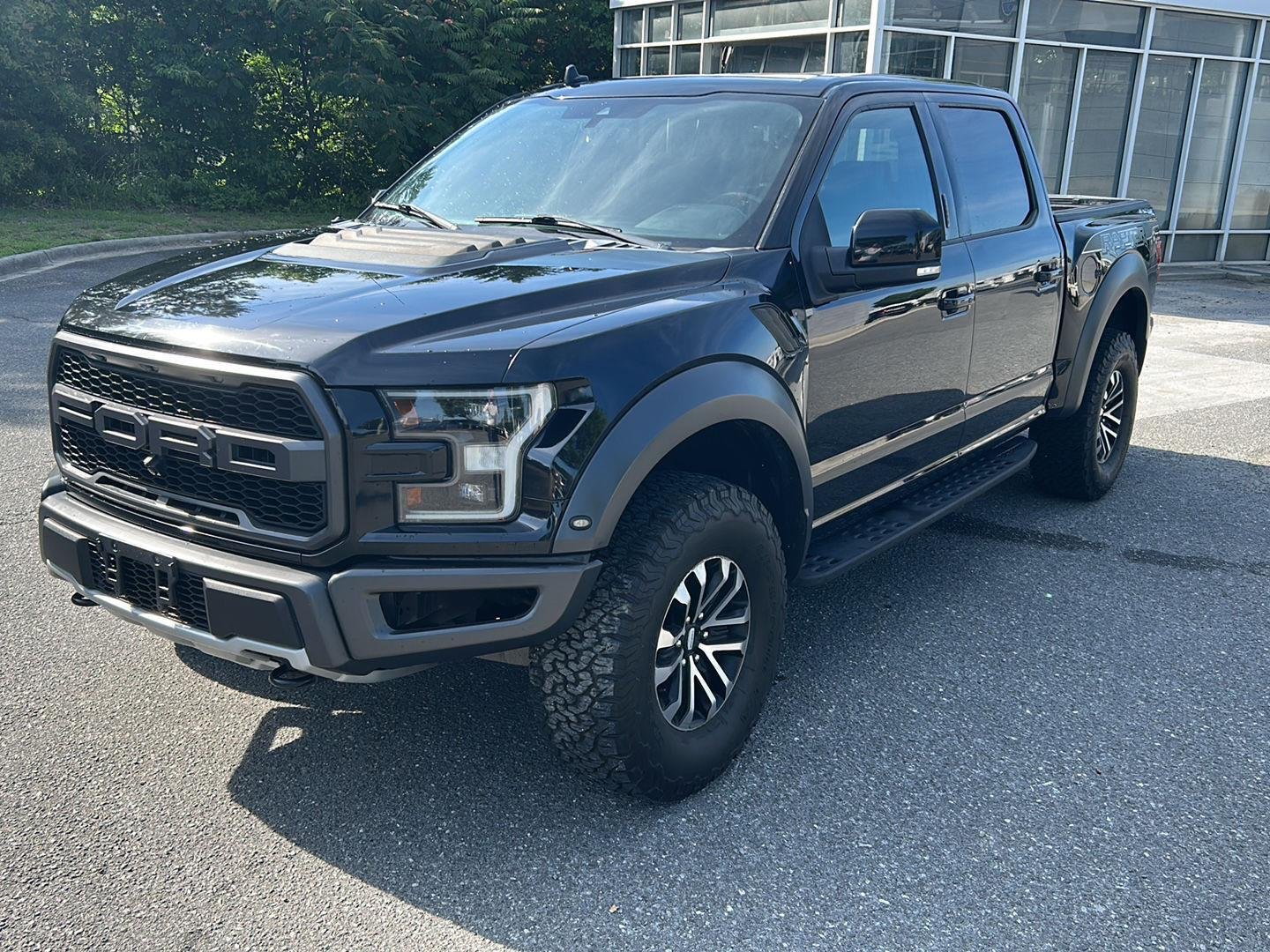 Used 2019 Agate Black Metallic Ford Raptor image 1