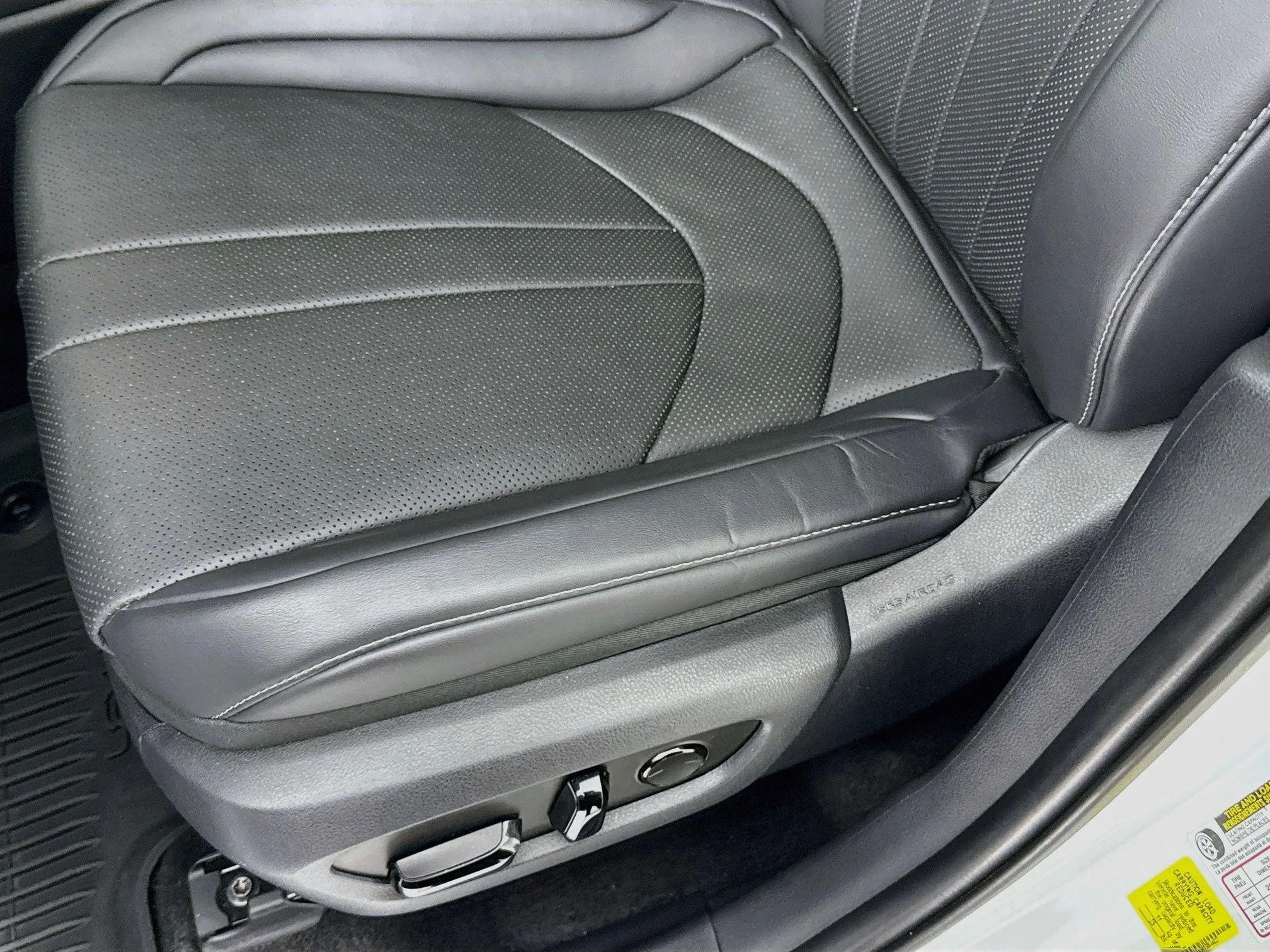 Used 2025 Wind Chill Pearl Lexus 350 F SPORT Handling image 21